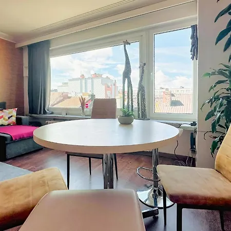 2 Bedroom Cozy In *