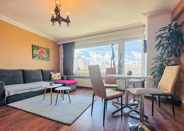 2 Bedroom Cozy In Apartment *